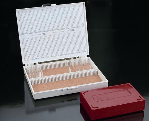 Tárgylemeztartó doboz többféle kivitelben és színben