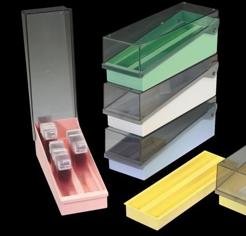 Tárgylemez rendszerező doboz kivehető tartóval, regiszteres lappal