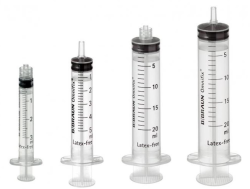 Omnifix Luer fecskendők