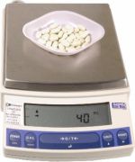 UW precíziós mérleg, 4.200 g / 0,01 g, hitelesíthető