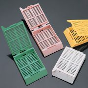 Beágyazó kazetta tetővel, fehér, 500 db/csomag