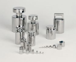 Kalibráló súlyok E2, F1 és M1 pontossági osztály