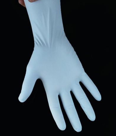 Védőkesztyű nitrilből púderozott és púdermentes kivitelben