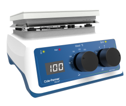 Cole-Parmer (Stuart) UC152D és US152D fűthető digitális mágneses keverők