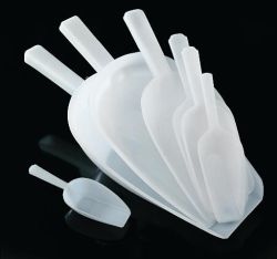 Mérőkanál, lapos aljú, natúr színű