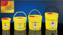 Veszélyeshulladék tároló vödrök füllel