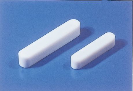 Square-shaped magnetic stirring bar with Teflon coating