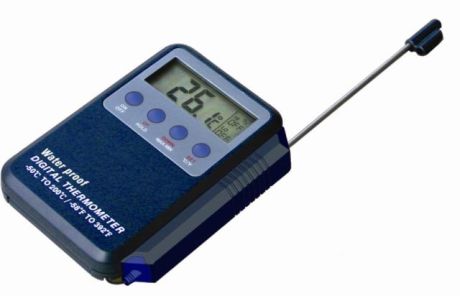 Digital, waterproof thermometer with mobile sensor