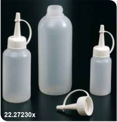 Dropper bottles in various designs