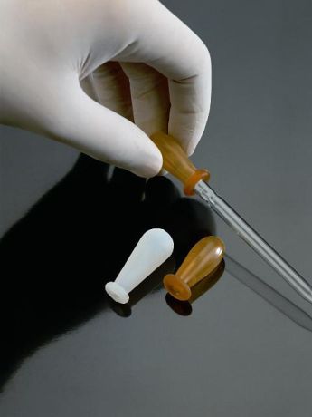 Latex and silicone pipetting bulbs for pasteur pipettes