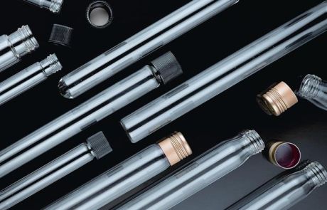 Threaded test tube, glass, with separate cap