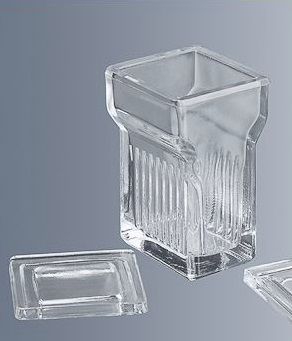 Tárgylemez festőedény tetővel A típusú Hellendahl