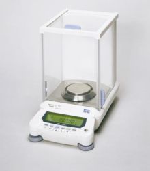 SHIMADZU digitális félmikro mérlegek, AUW-D sorozat