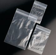 Zacskó, zárható, 70 x 110 mm, PE, 100 db/csom.