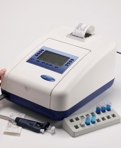 JENWAY M 7300 VIS, M 7305 UV-VIS spektrofotométerek