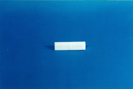 Triangular magnetic stirring bar with rib, Teflon coated