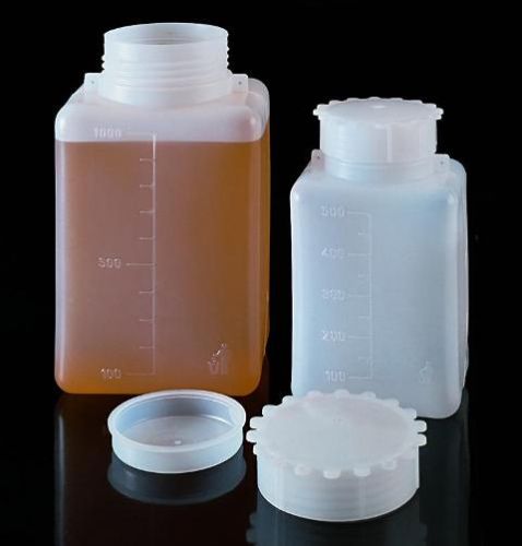 Porflakon, plombálható csavaros kupakkal, belső dugóval