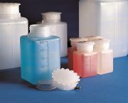 Porflakon, szögletes, széles nyakú, beosztással, 250 ml, 57x60x110 mm